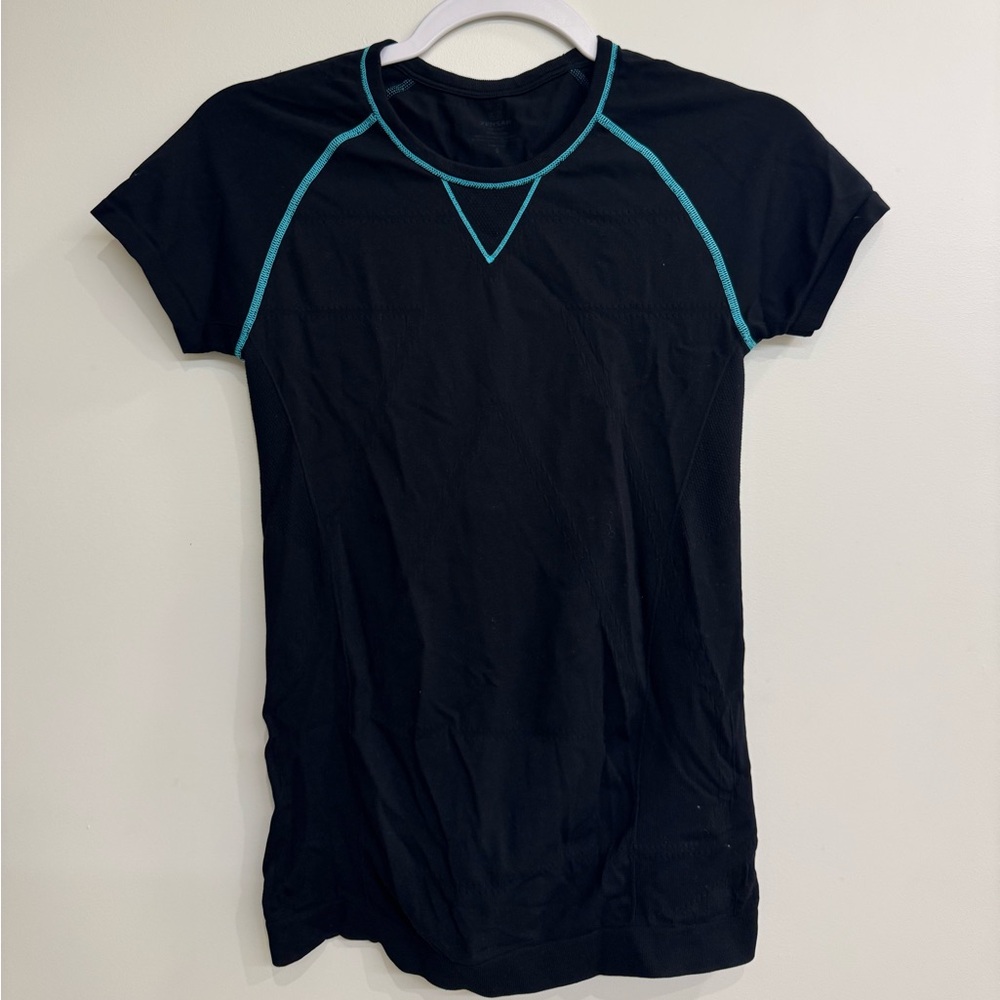 Fitted Black and Blue Crew Neck Tee with Raglan Design